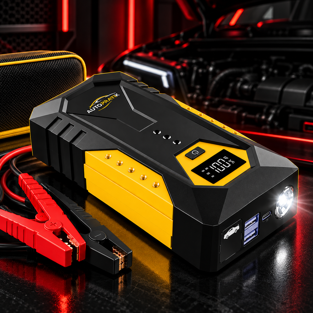 Booster de batterie AUTOPRATIK noir et jaune avec écran LED, pinces de démarrage, lampe intégrée et ports USB
